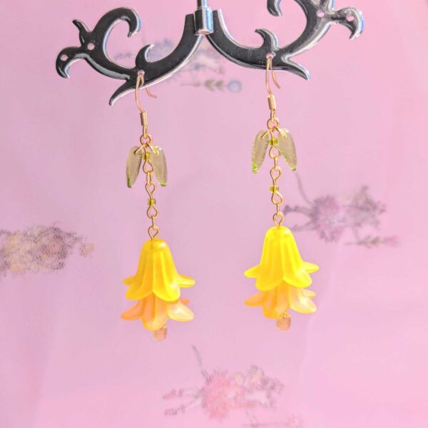 Daffodil Earrings