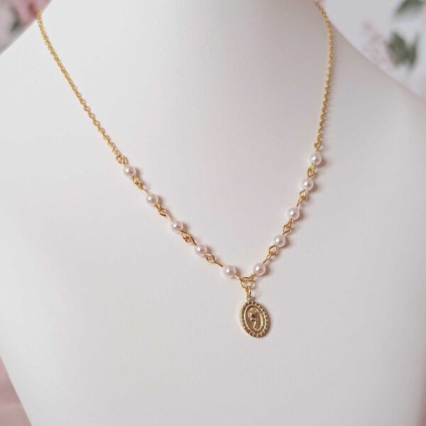 Rose Pearl Necklace