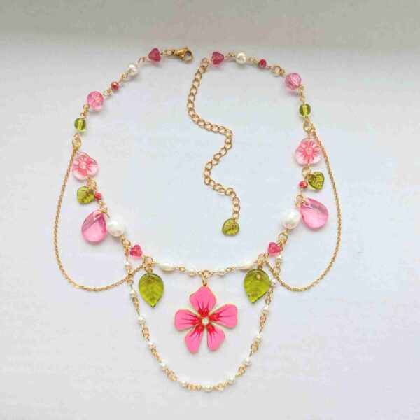 Hibiscus Pearl Necklace
